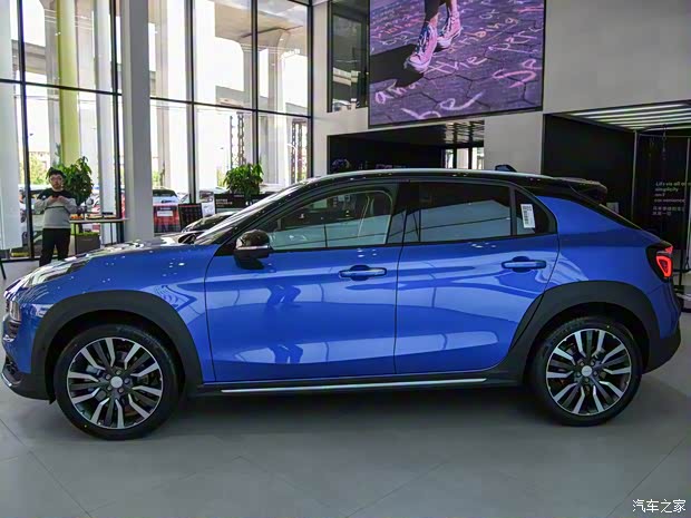 领克 领克02 2018款 四驱基本型 领克 领克02 2018款 四驱基本型