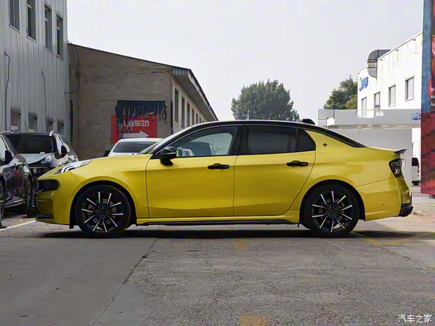 领克 领克03 2019款 03+ 2.0TD 自动驭风版