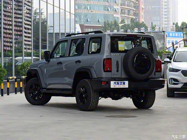 长城汽车 坦克300 2021款 越野版 2.0T 征服者