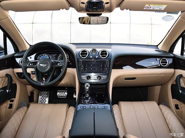 宾利 添越 2017款 6.0T 标准版 宾利 添越 2017款 6.0T 标准版