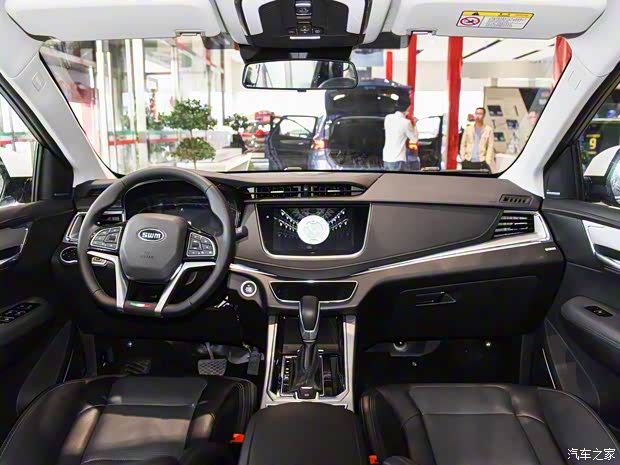 SWM斯威汽车 SWM斯威G01 2018款 1.5T 自动傲up SWM斯威汽车 SWM斯威G01 2018款 1.5T 自动傲up