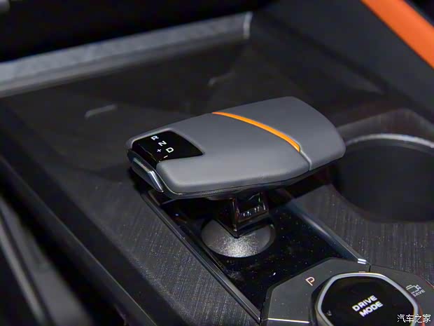 长安汽车 长安UNI-V新能源 2023款 蓝鲸iDD 1.5T 基本型 长安汽车 长安UNI-V新能源 2023款 蓝鲸iDD 1.5T 基本型