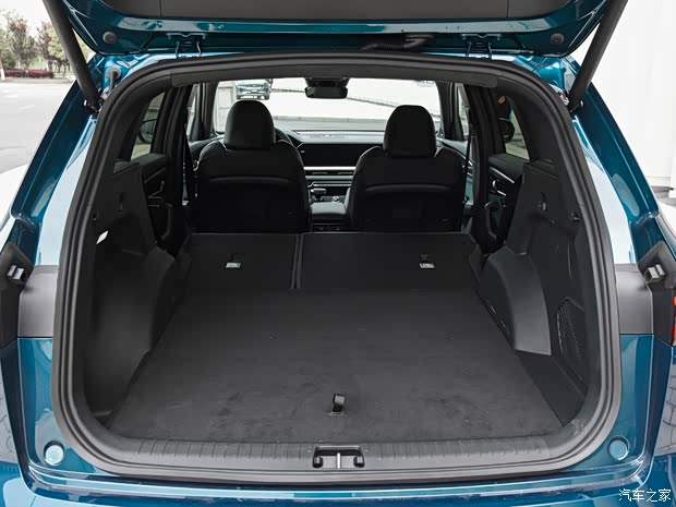 吉利汽车 星越L 2021款 2.0TD DCT两驱顶配版试装车 吉利汽车 星越L 2021款 2.0TD DCT两驱顶配版试装车