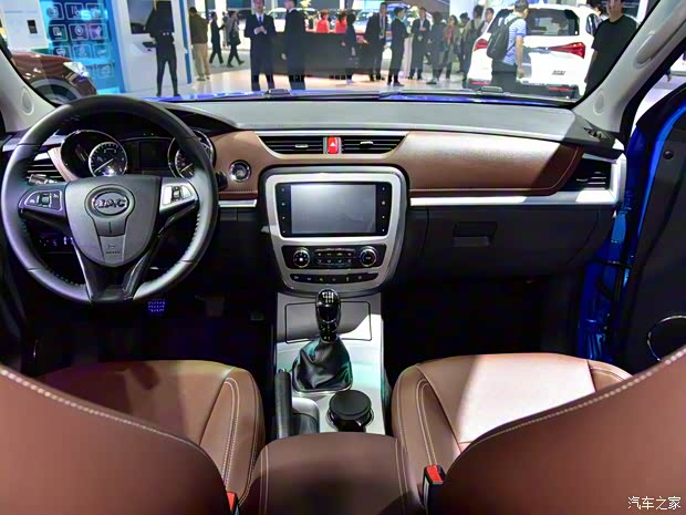 江淮汽车 帅铃T8 2018款 基本型 江淮汽车 帅铃T8 2018款 基本型