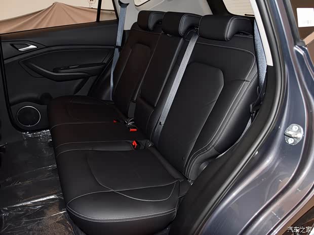 比亚迪 宋 2020款 经典版 1.5T 自动精英型