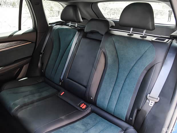 吉利汽车 星越L 2021款 2.0T 中功率版 吉利汽车 星越L 2021款 2.0T 中功率版