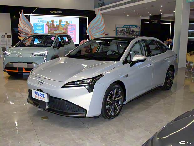 广汽埃安 AION S 2021款 Plus 基本型