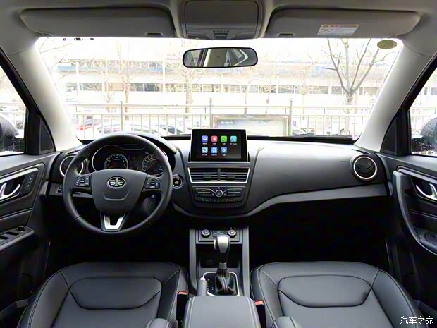 一汽奔腾 奔腾X40 2018款 网红版 1.6L 自动豪华型 一汽奔腾 奔腾X40 2018款 网红版 1.6L 自动豪华型