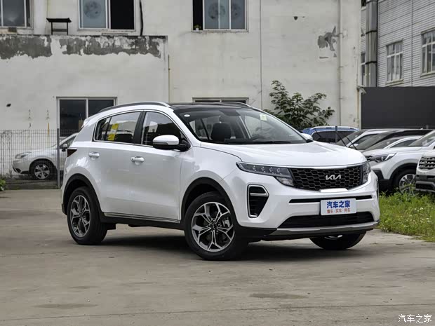 起亚 起亚KX5 2021款 2.0L 自动两驱舒适版 起亚 起亚KX5 2021款 2.0L 自动两驱舒适版