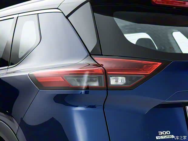 东风日产 奇骏 2021款 VC-Turbo 300 CVT 4WD高配版 东风日产 奇骏 2021款 VC-Turbo 300 CVT 4WD高配版