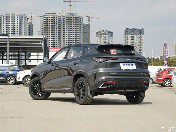 長安汽車 長安歐尚X5 PLUS 2023款 1.5T DCT先鋒型 長安汽車 長安歐尚X5 PLUS 2023款 1.5T DCT先鋒型