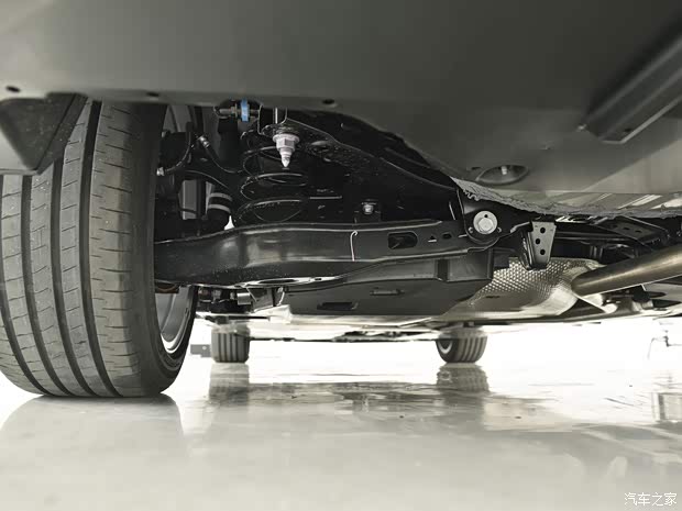 廣汽豐田 凌尚 2021款 2.0L 尊貴版