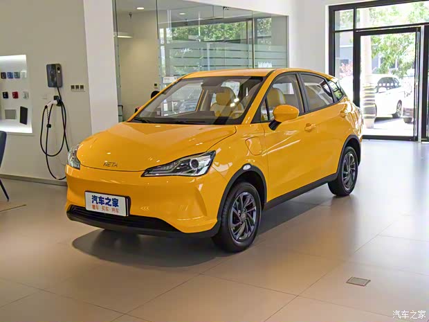 合众汽车 哪吒V 2021款 女生版