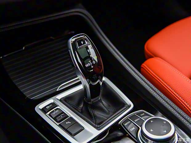 华晨宝马 宝马1系 2021款 改款 125i M运动曜夜版