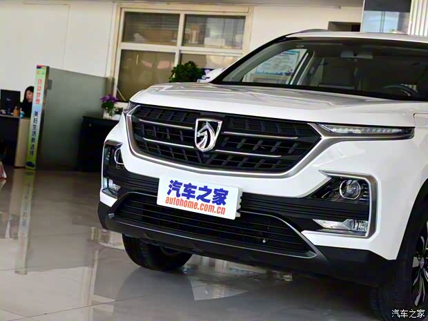 上汽通用五菱 宝骏530 2018款 1.5T 手动尊贵型