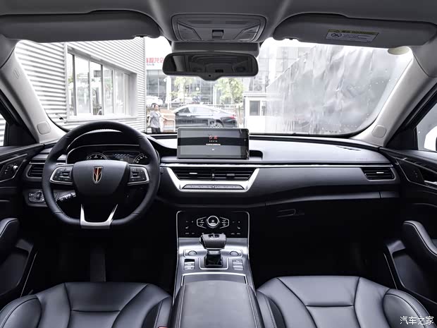 一汽红旗 红旗H5 2022款 1.8T 自动智联旗享版