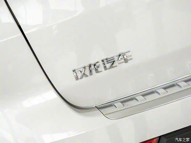 汉龙汽车 旷世 2020款 2.0T 自动四驱尊贵型