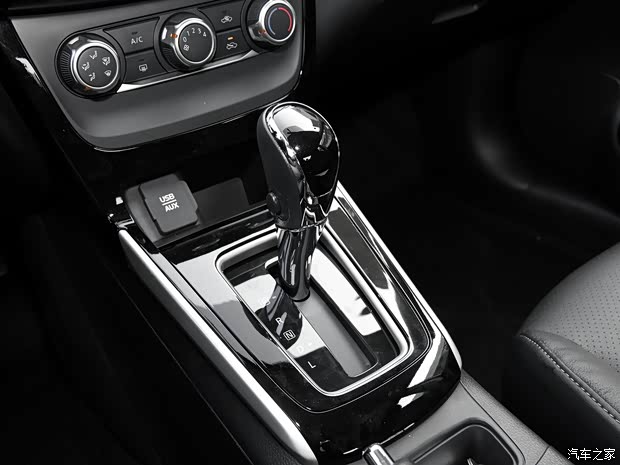 东风日产 轩逸 2018款 1.6XV CVT尊享版 东风日产 轩逸 2018款 1.6XV CVT尊享版