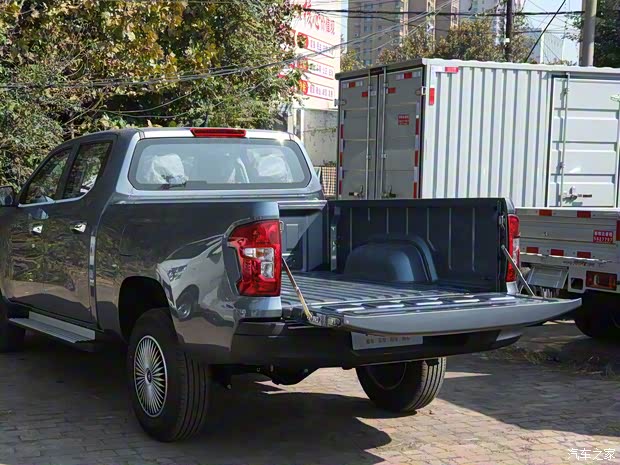 長(zhǎng)安凱程 長(zhǎng)安凱程F70 2023款 藍(lán)鯨版 2.0T汽油自動(dòng)兩驅(qū)創(chuàng)富型長(zhǎng)軸