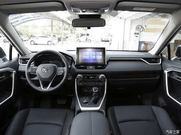一汽丰田 RAV4荣放 2021款 2.0L CVT四驱尊贵版