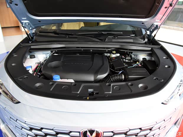 长安汽车 长安UNI-K 2021款 2.0T 尊贵型 长安汽车 长安UNI-K 2021款 2.0T 尊贵型