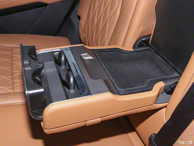 比亞迪 唐新能源 2023款 DM-i 112KM 尊享型