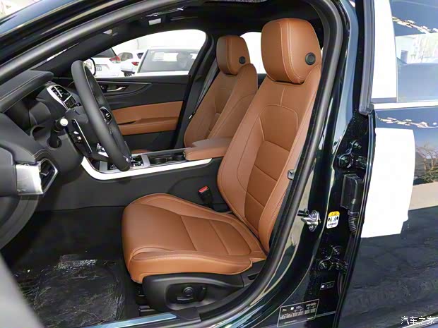 奇瑞捷豹路虎 捷豹XEL 2023款 2.0T 250PS R-DYNAMIC S進(jìn)取運(yùn)動版