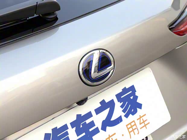 雷克萨斯 雷克萨斯NX 2020款 300h 前驱 锋越版 国VI