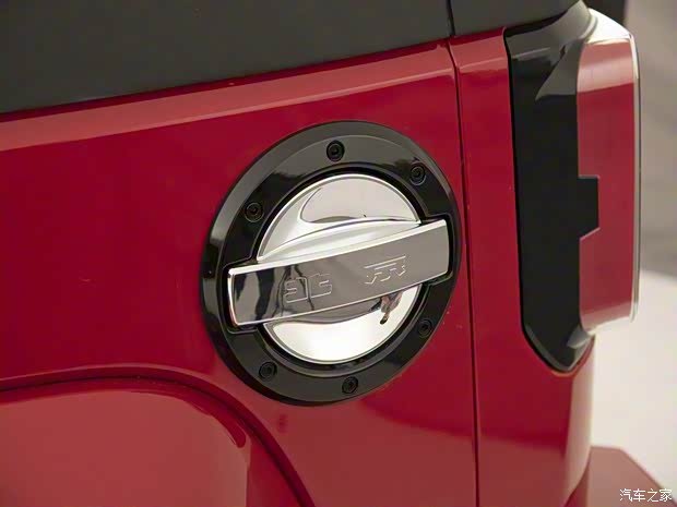 北京越野 北京BJ40 2020款 2.0T 自动四驱城市猎人版至尊型 北京越野 北京BJ40 2020款 2.0T 自动四驱城市猎人版至尊型