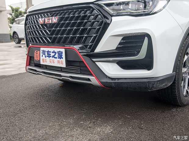 中国重汽VGV VGV U75PLUS 2021款 2.0TGDI 梦幻旅行版 7座