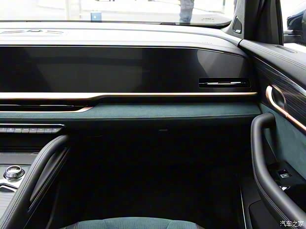 吉利汽車(chē) 星越L 2021款 2.0T 中功率頂配版試裝車(chē)