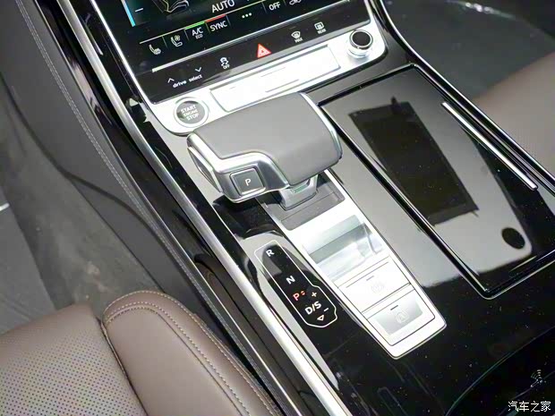 奥迪(进口) 奥迪A8新能源 2021款 A8L 60 TFSIe quattro