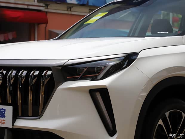 广汽乘用车 传祺GS4 2021款 PLUS 270T 自动星河版