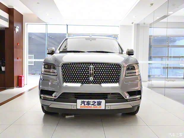 林肯 領(lǐng)航員 2018款 3.5T 總統(tǒng)系列