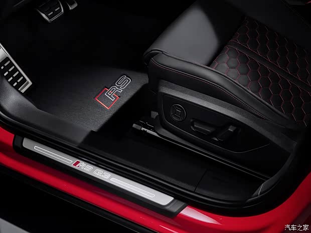 Audi Sport 奧迪RS Q3 2020款 基本型 Audi Sport 奧迪RS Q3 2020款 基本型