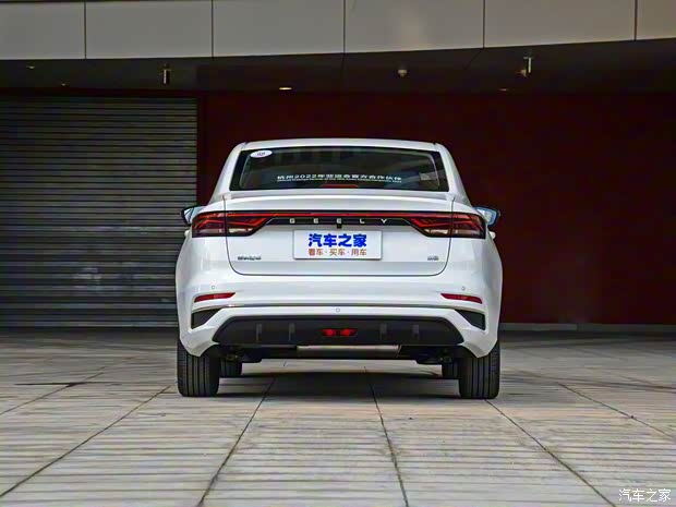 吉利汽车 帝豪 2022款 1.5L CVT旗舰型 吉利汽车 帝豪 2022款 1.5L CVT旗舰型