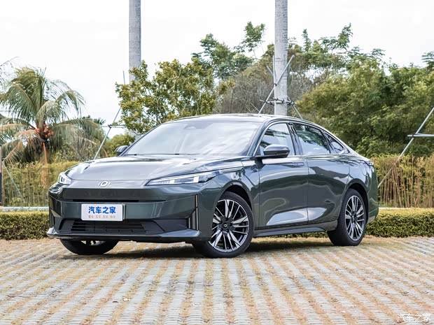 长安启源 长安启源A05 2023款 158kW 基本型 长安启源 长安启源A05 2023款 158kW 基本型