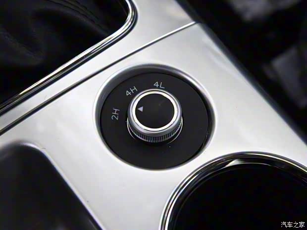 大運(yùn)汽車 大運(yùn)皮卡 2020款 2.0T柴油四驅(qū)手動尊享型長軸4F20TC