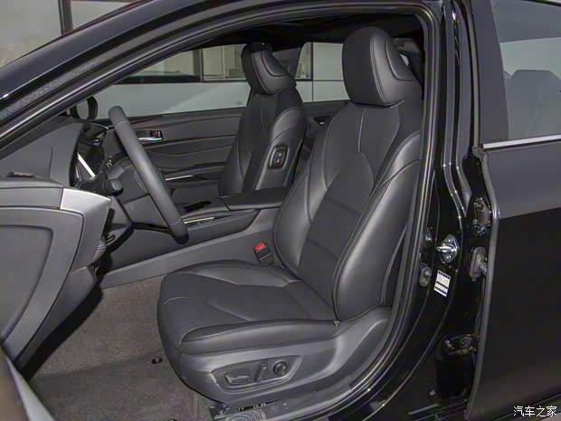 一汽丰田 亚洲龙 2022款 2.0L 豪华版