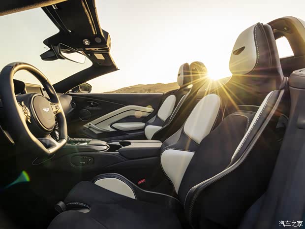 阿斯頓·馬丁 V12 Vantage 2022款 Roadster