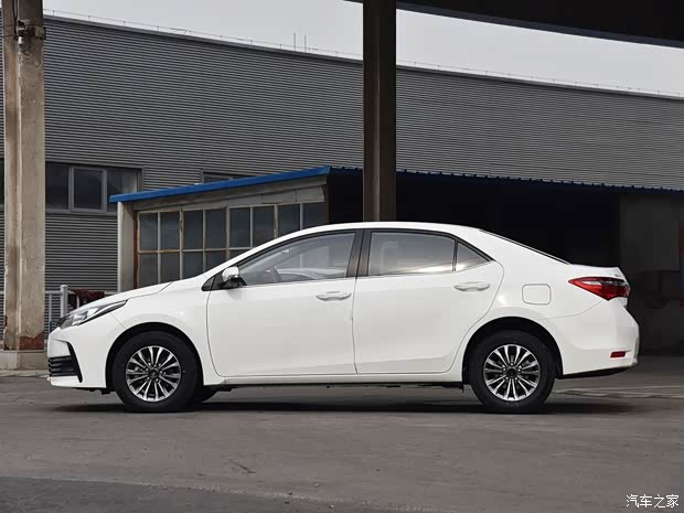 一汽丰田 卡罗拉 2018款 1.2T S-CVT GL智享版 一汽丰田 卡罗拉 2018款 1.2T S-CVT GL智享版