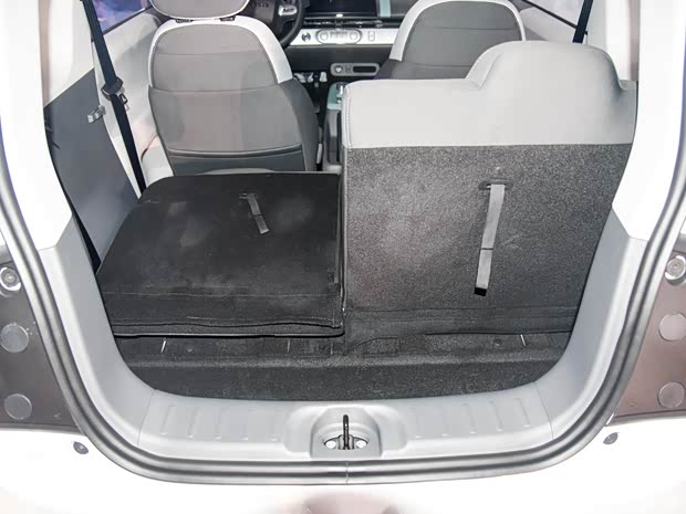 長(zhǎng)安汽車 長(zhǎng)安LUMIN 2022款 210km 基本型