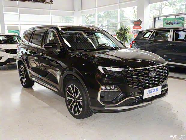 江鈴福特 領(lǐng)裕 2023款 EcoBoost 225 尊領(lǐng)型PLUS 7座（2/3/2）