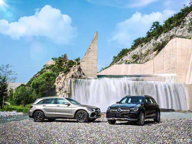 北京奔馳 奔馳GLC 2020款 GLC 300 L 4MATIC AMG-Line
