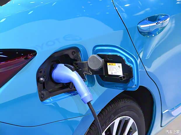 一汽豐田 卡羅拉新能源 2018款 基本型