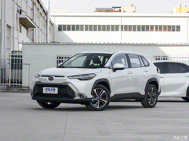 广汽丰田 锋兰达 2022款 2.0L CVT豪华PLUS版