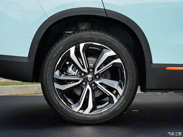 創(chuàng)維汽車 創(chuàng)維EV6 2022款 620 標(biāo)準(zhǔn)版