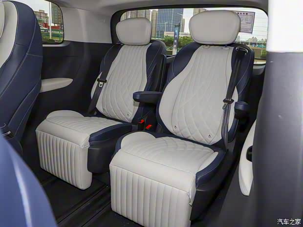 上汽大通 上汽大通MAXUS MIFA 9 2022款 锦绣高山 上汽大通 上汽大通MAXUS MIFA 9 2022款 锦绣高山