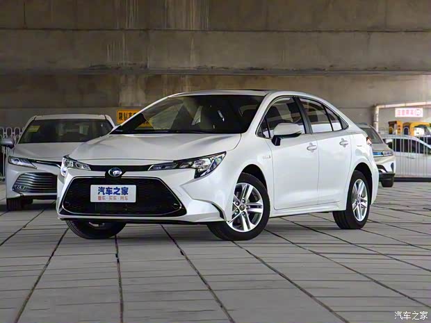 广汽丰田 雷凌 2021款 双擎 1.8H E-CVT豪华版