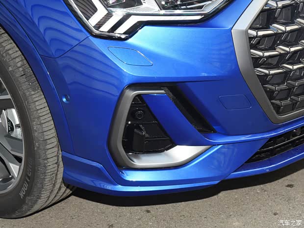 一汽奧迪 奧迪Q3 2024款 45 TFSI quattro 時尚動感型